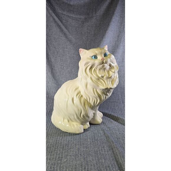 Vintage Ceramic Persian Cat figurine - Picture 1 of 11